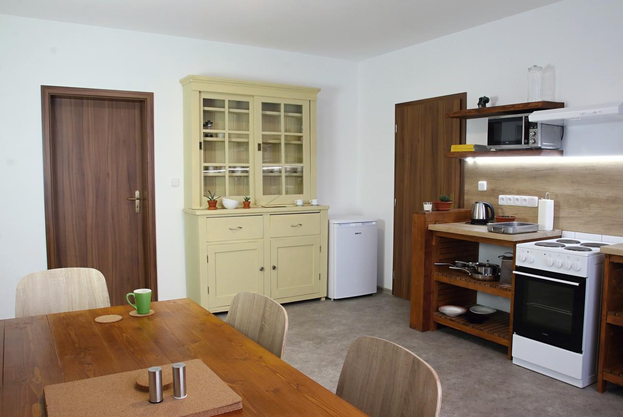 Apartmany Za Sakurou Hodonin Exterior photo